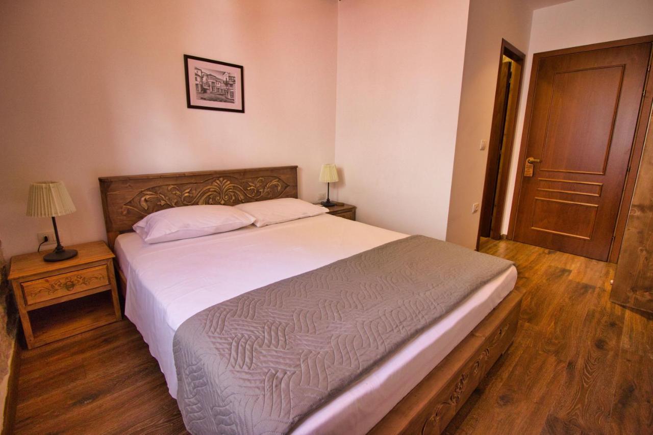 4 Rooms Since 1950 Gjirokastër 外观 照片